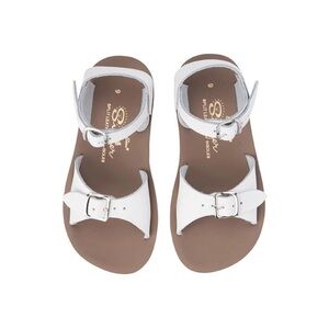 Kids White Sandals saltwater canada, size 10